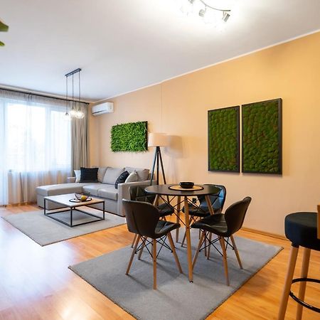 Cosy Green Apt Close To Macedonia Square Sofía Exterior foto